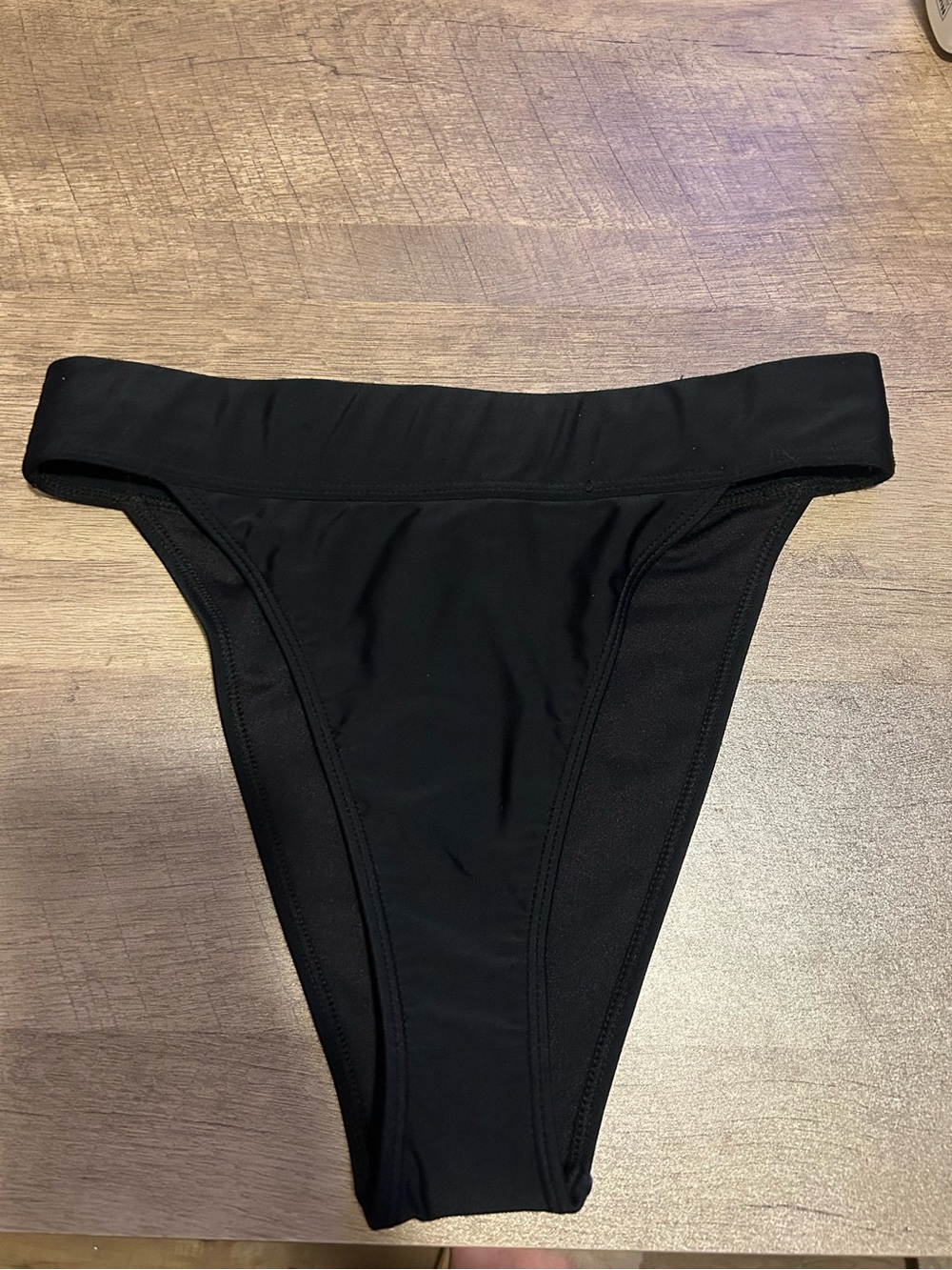 Forever 21 Women’s Black Bikini Bottom - Classic High Cut